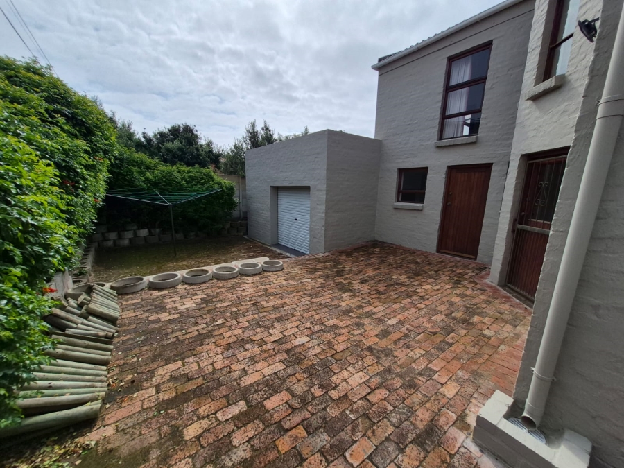 5 Bedroom Property for Sale in Bayview Western Cape